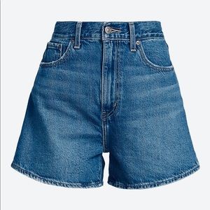 Levi’s Premium Super HighRise Loose Shorts let me ride
